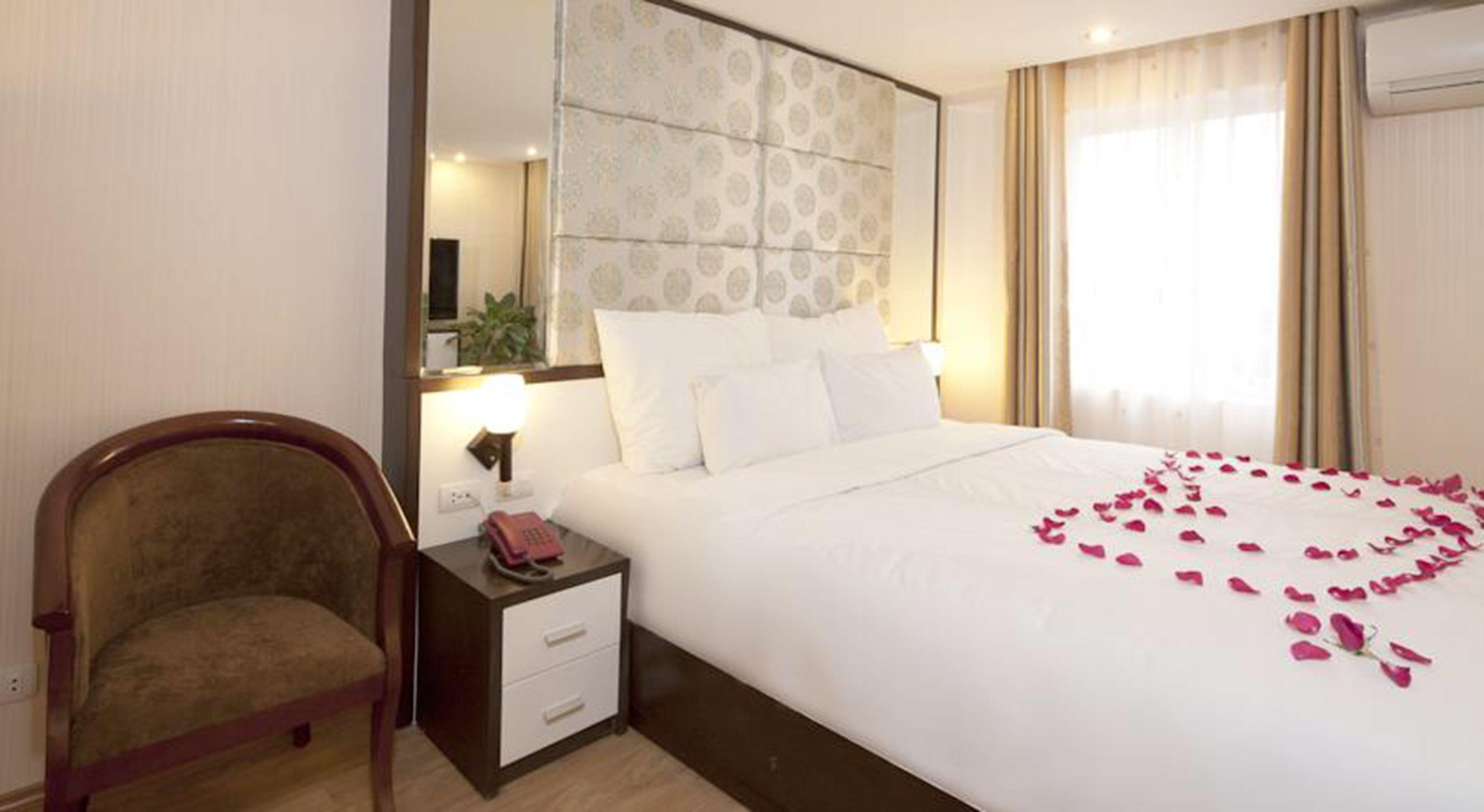Rising Dragon Villa Hotel - Hanoi — Photos 1
